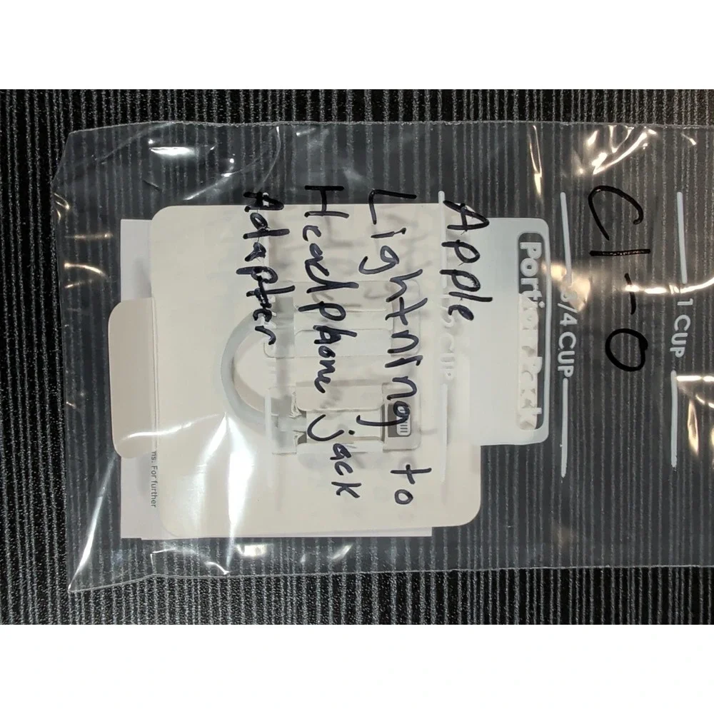 3-O Apple Lightning to 3.5mm Headphone Jack Adapter White Model A1749
